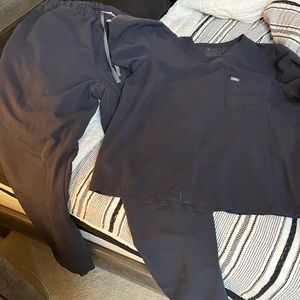 Mens Xl FIGS scrubs